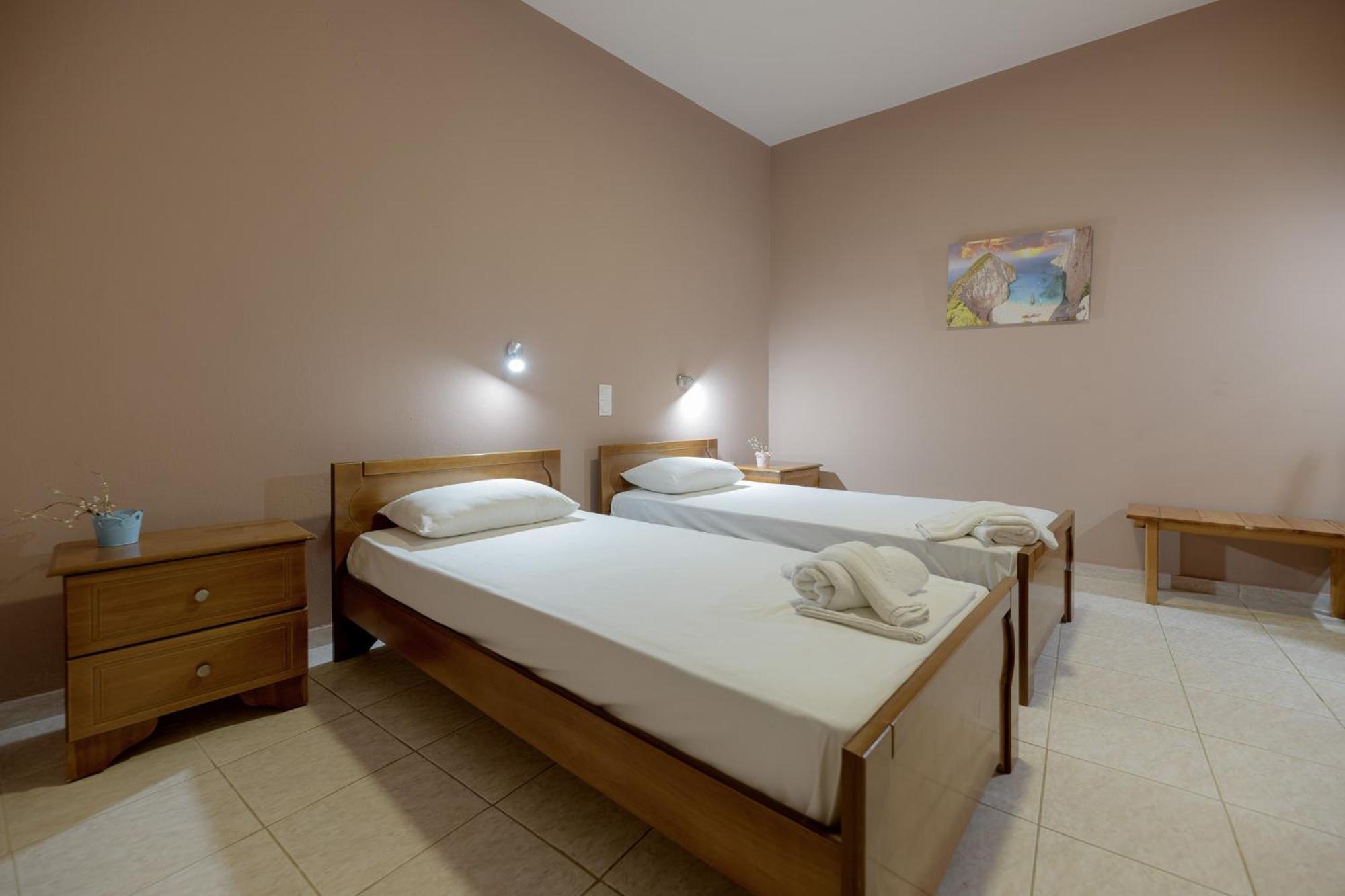 Anthi Studios & Apartments Alykes  Ngoại thất bức ảnh