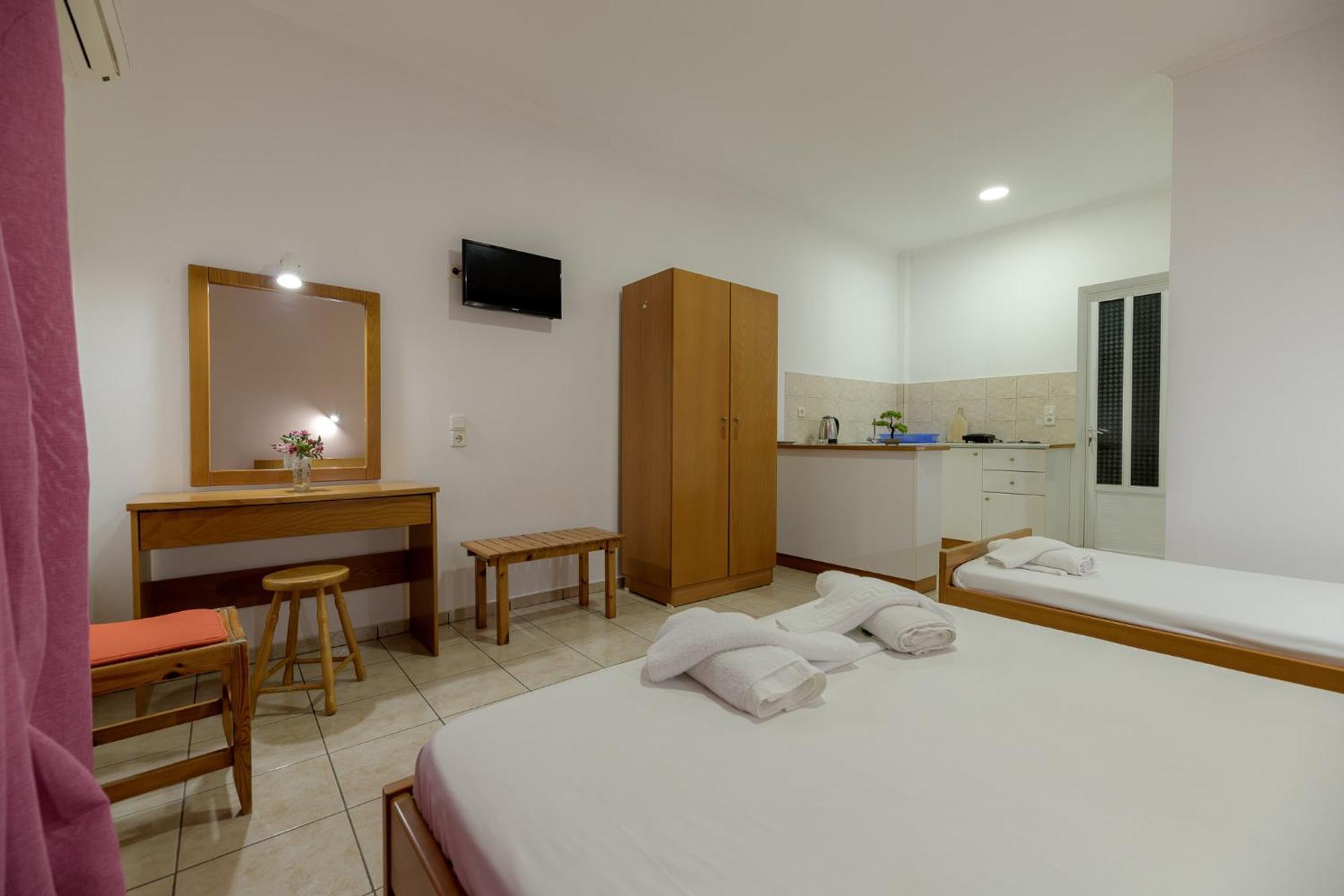 Anthi Studios & Apartments Alykes  Ngoại thất bức ảnh